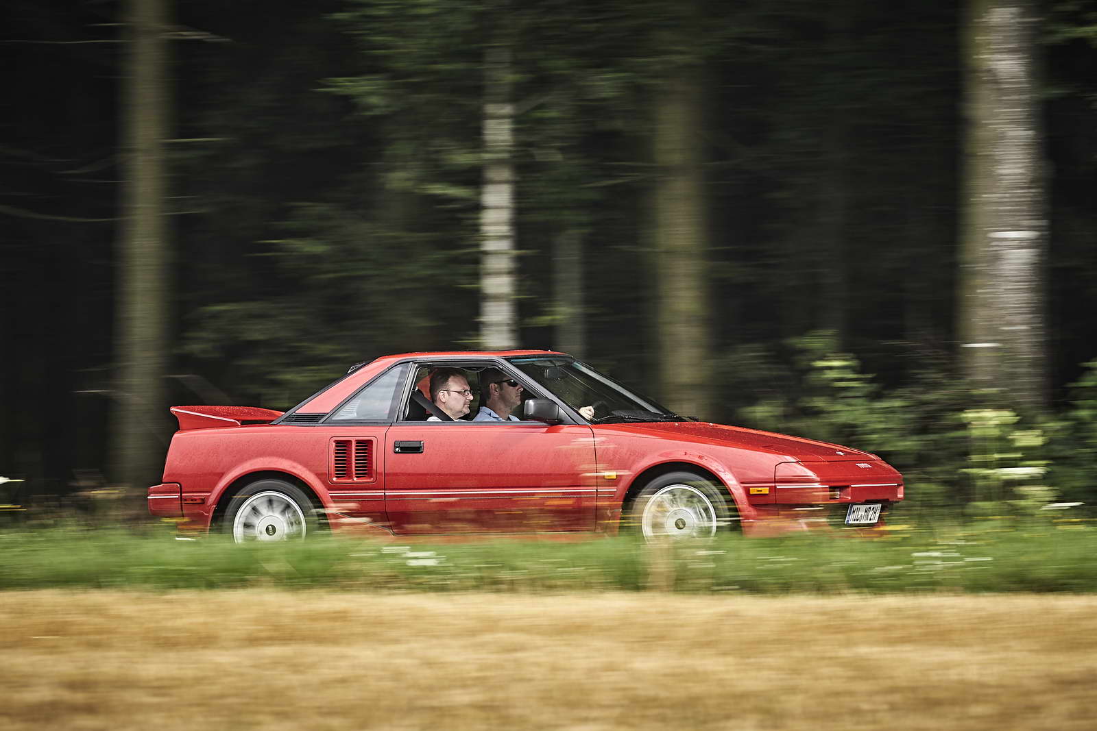 Toyota MR2 vs Fiat X 15
